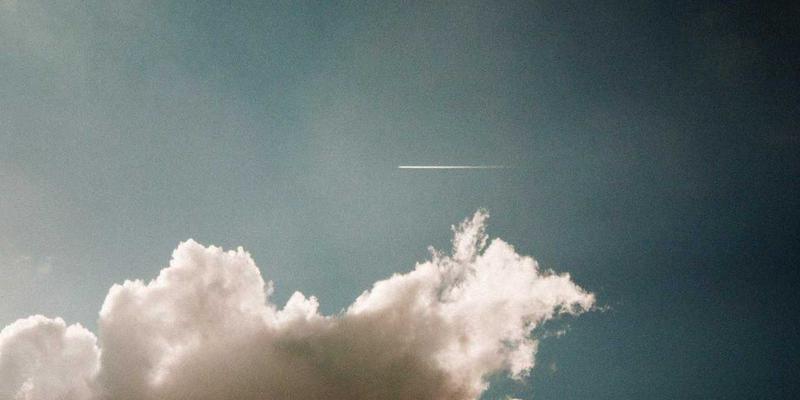 2024年新能源汽车续航实测大揭秘:谁是真王者,谁是“虚标王”?附新车报价与二手车保值分析